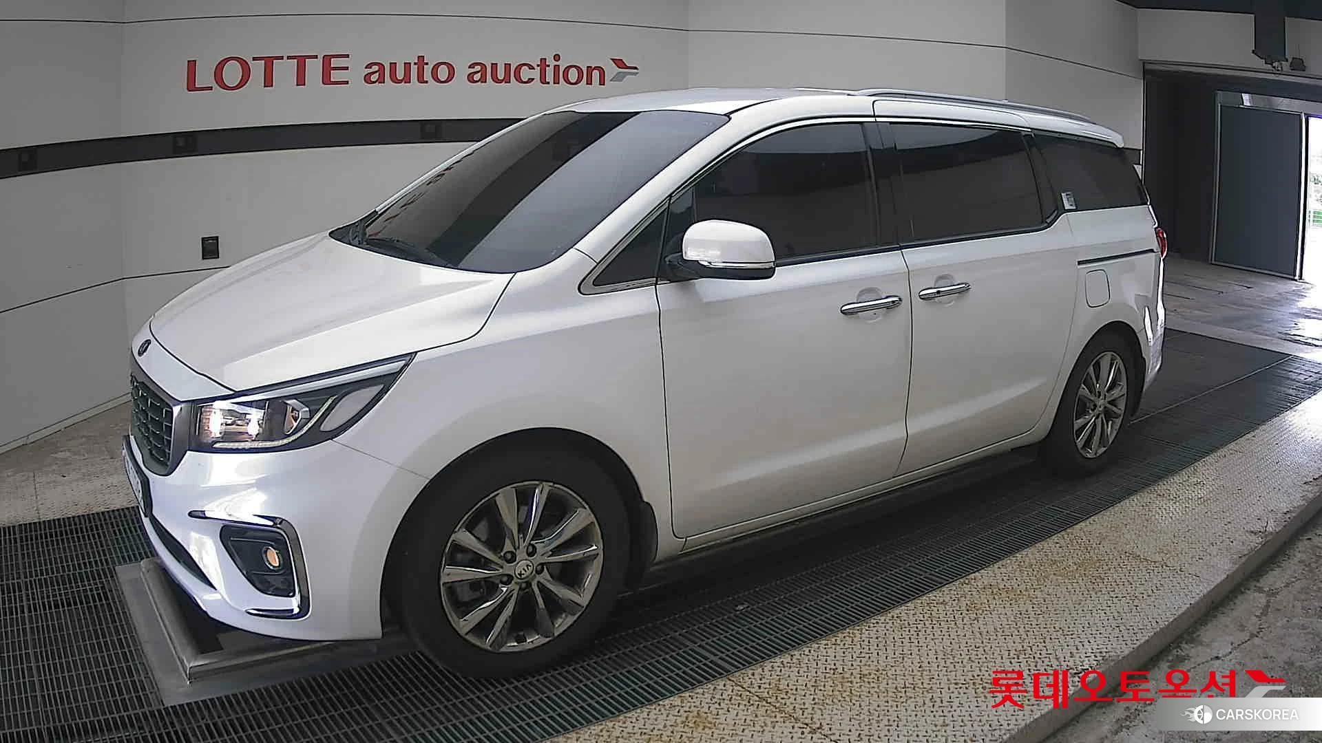 Kia Carnival 2019 Белый из Кореи, фото 4