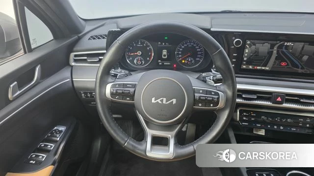 Kia K5 3rd generation 2022 Серебристо-серый из Кореи, фото 4