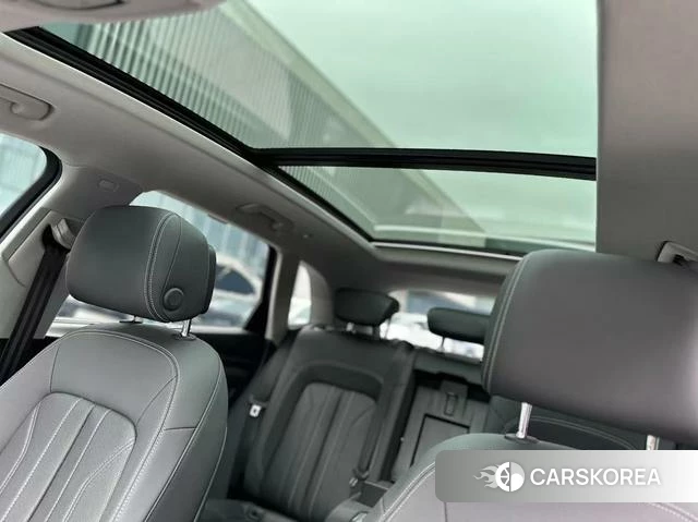 Audi Q5L 2024 Черный из Китая, фото 4