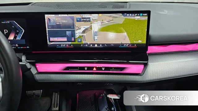 BMW 5 Series (G60) 2024 Черный из Кореи, фото 4