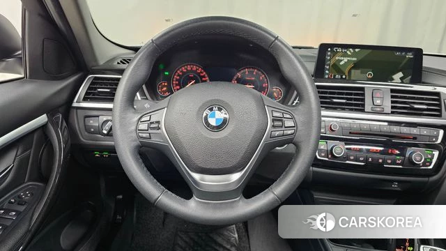 BMW 3 Series (F30) id 3899930 из Кореи 4