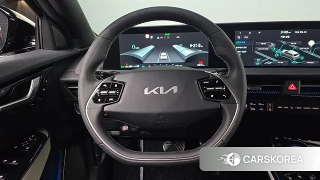 Kia EV6 2022 Черный из Кореи, фото 4
