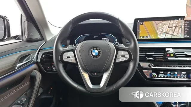 BMW 5 Series (G30) 2020 Белый из Кореи, фото 4