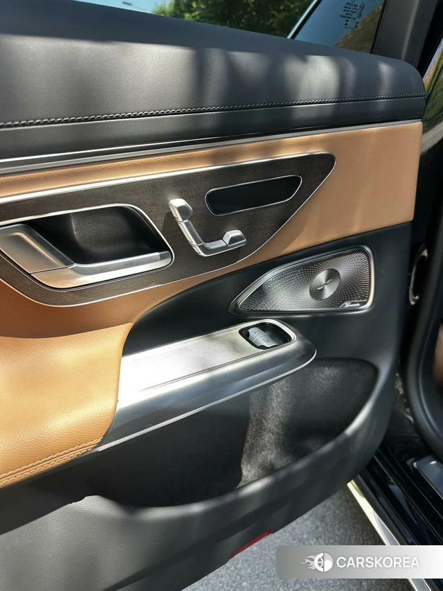 Mercedes-Benz E-class 2024 Черный из Китая, фото 4
