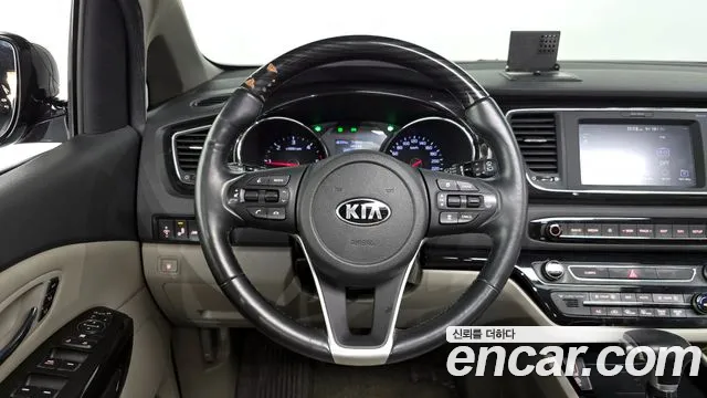 Kia The New Carnival id 2719726 из Кореи 4