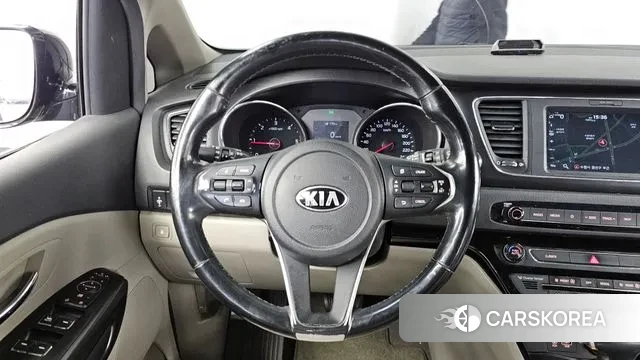 Kia The New Carnival 2018 Черный из Кореи, фото 4