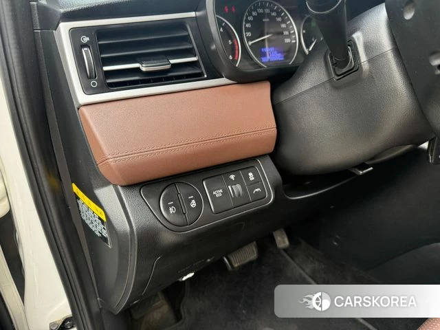 Hyundai The New Grand Starex 2019 Белый из Кореи, фото 4