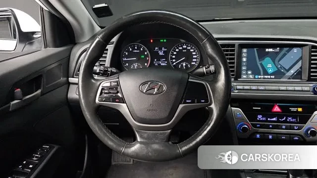 Hyundai Avante AD 2018 Белый из Кореи, фото 4