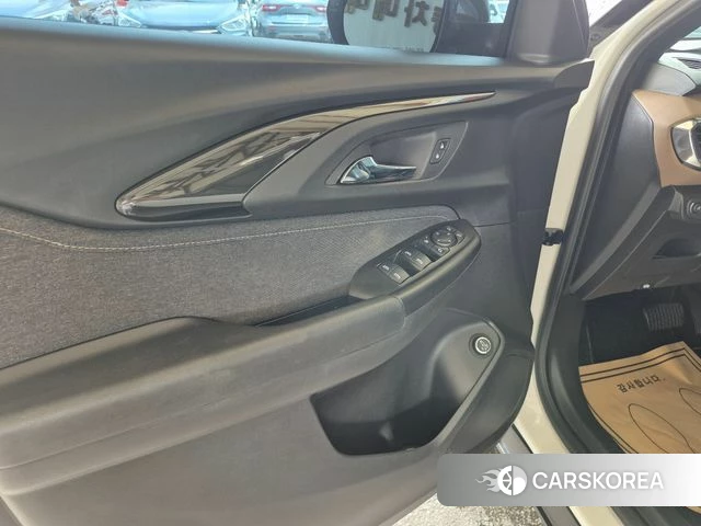 Chevrolet (GM Daewoo) Trailblazer 2020 Белый из Кореи, фото 4