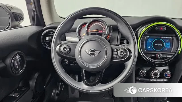 Mini Cooper 2020 Жемчужный цвет из Кореи, фото 4