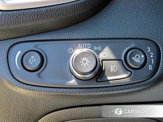 Chevrolet (GM Daewoo) The New Trax 2019 Белый из Кореи, фото 4