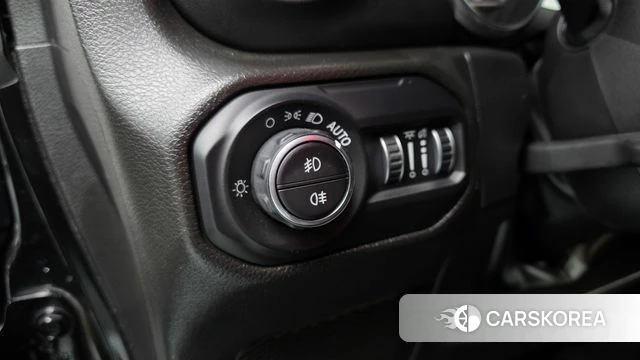 Jeep Wrangler (JL) 2022 Черный из Кореи, фото 4