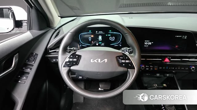 Kia Di Ol Nu Niro 2024 Белый из Кореи, фото 4