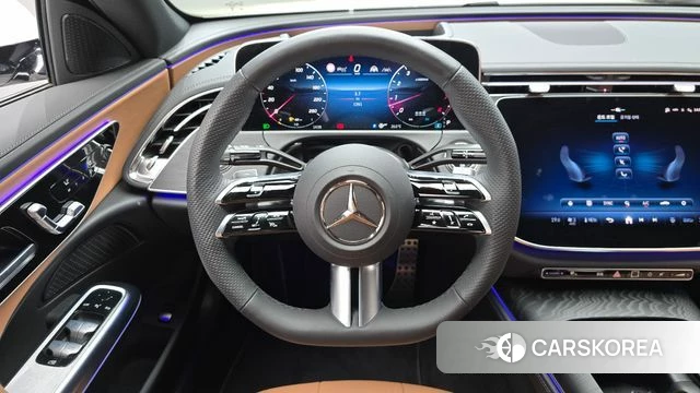 Mercedes-Benz E-Class W214 2026 Белый из Кореи, фото 4