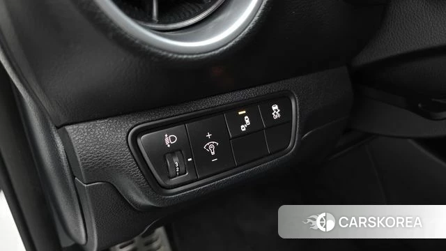 Kia The New K3 2nd generation 2022 Белый из Кореи, фото 4