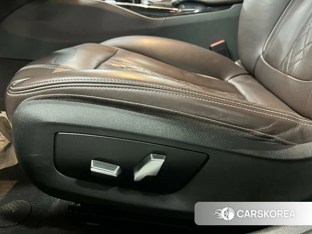 BMW 5 series 2019 Белый из Китая, фото 4