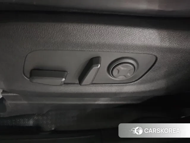 Kia Carnival 4th generation 2021 Белый из Кореи, фото 4