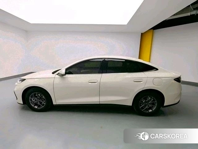 BYD Seal 06DM 2025 Белый из Китая, фото 4