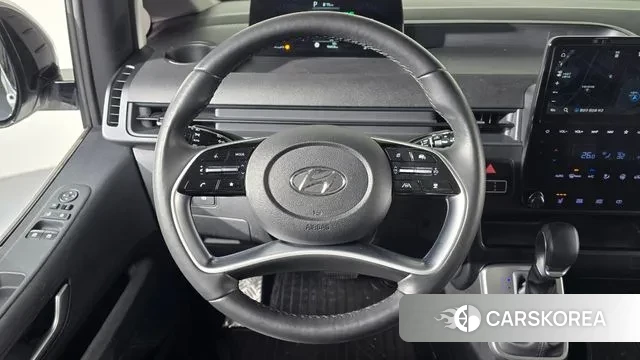 Hyundai Staria 2023 Белый из Кореи, фото 4