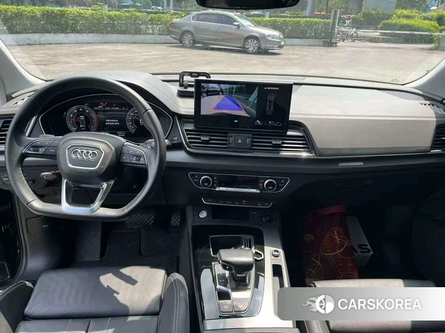 Audi Q5L 2022 Черный из Китая, фото 4