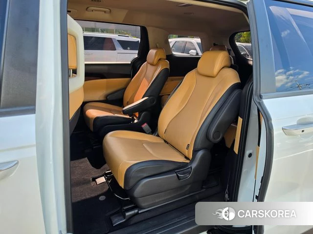 Kia Carnival 4th generation 2023 Белый из Кореи, фото 4