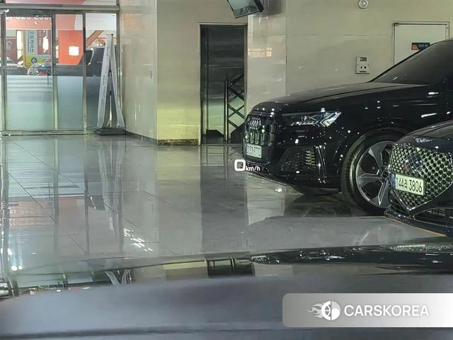 Audi Q8 (4M) 2021 Черный из Кореи, фото 4