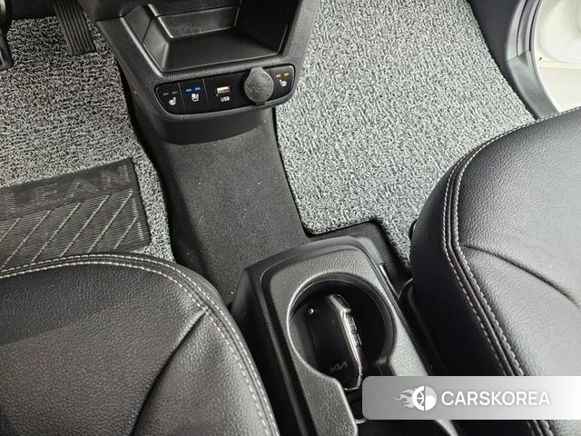 Kia The New Kia Ray 2023 Белый из Кореи, фото 4