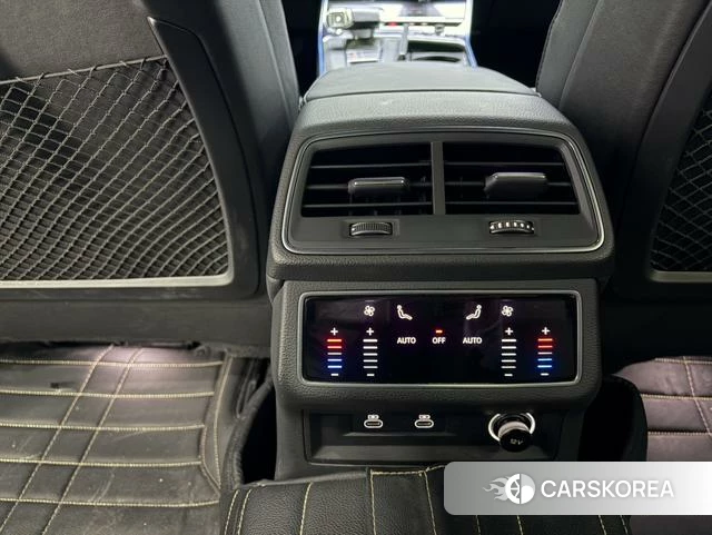 Audi A6L 2023 Темно-серый из Китая, фото 4