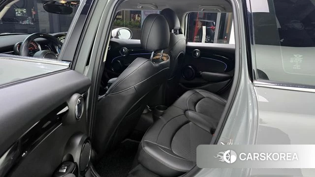 Mini Cooper 2021 Серебристо-серый из Кореи, фото 4