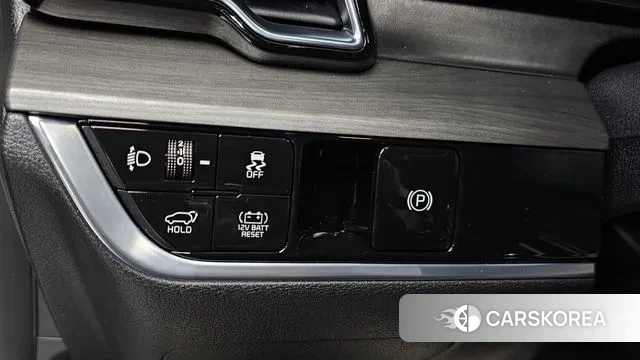 Kia Sportage 5th Generation Hybrid 2024 Белый из Кореи, фото 4