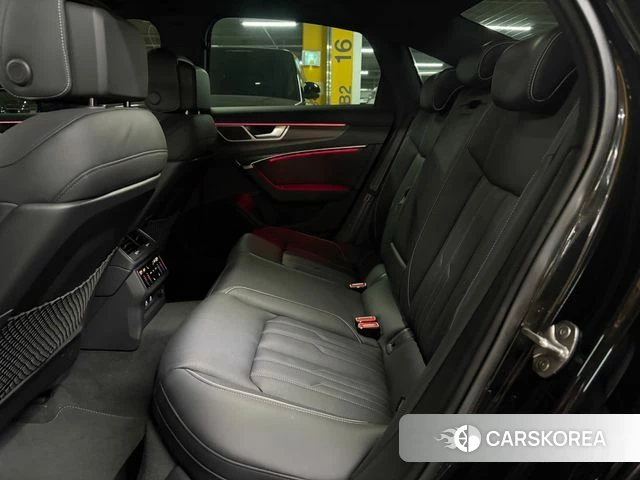 Audi A6 (C8) 2025 Черный из Кореи, фото 4