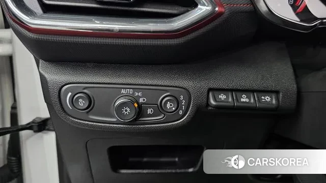 Chevrolet (GM Daewoo) Trailblazer 2021 Белый из Кореи, фото 4