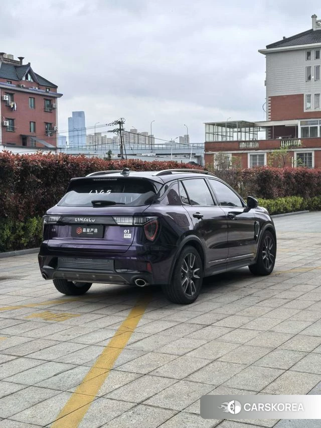Lynk 01 2022 Фиолетовый из Китая, фото 4