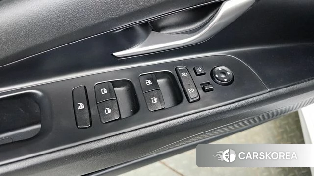 Hyundai Avante (CN7) 2021 Белый из Кореи, фото 4