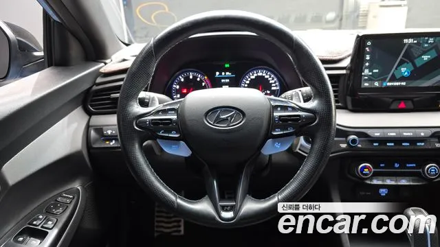 Hyundai Veloster (JS) 2020 Светло-серебряный цвет из Кореи, фото 4
