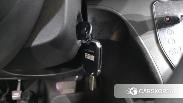 Kia The New Kia Ray 2023 Белый из Кореи, фото 4