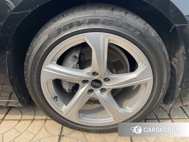 Audi A6L 2022 Черный из Китая, фото 4