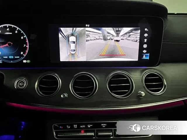 Mercedes-Benz E-Class W213 2023 Белый из Кореи, фото 4