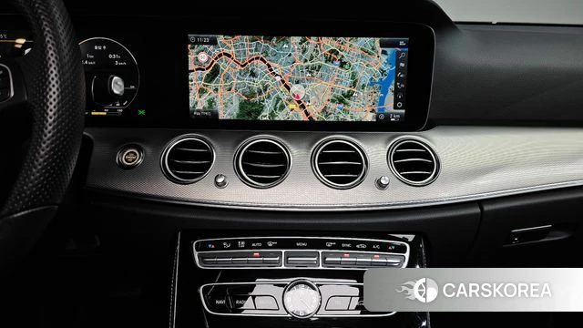 Mercedes-Benz E-Class W213 2018 Черный из Кореи, фото 4