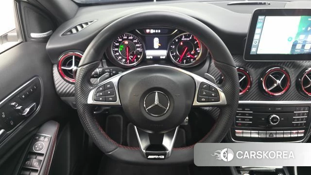 Mercedes-Benz A-Class W176 2018 Белый из Кореи, фото 4
