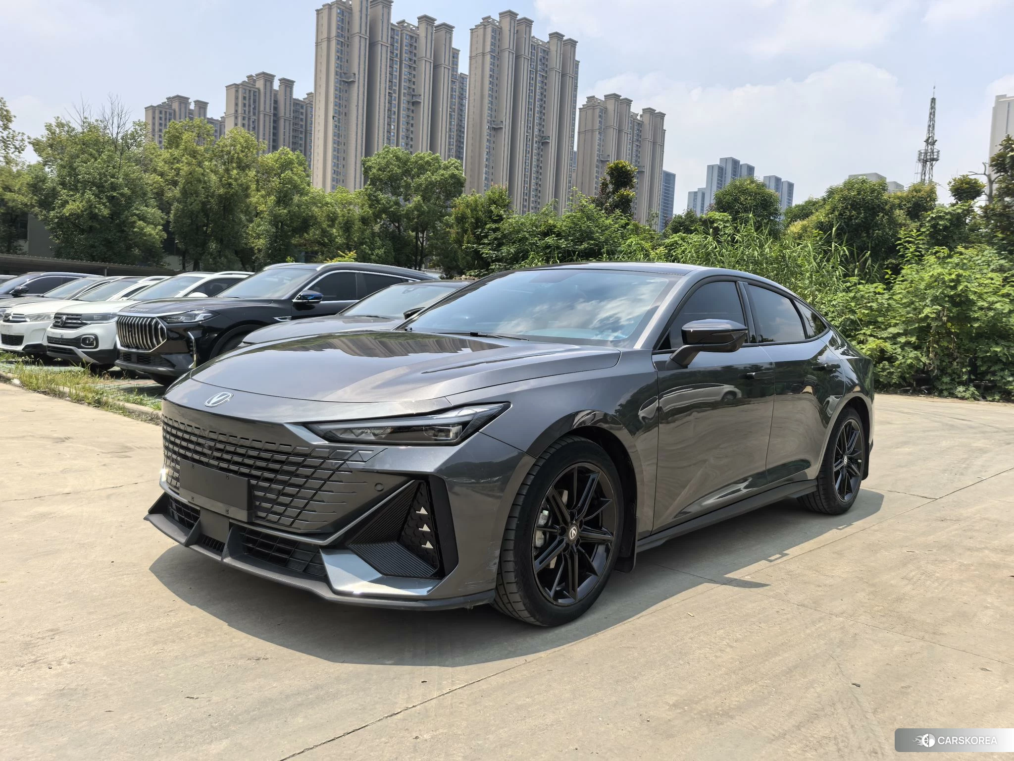 Chang'an UNI-V 2023 Темно-серый из Китая, фото 4