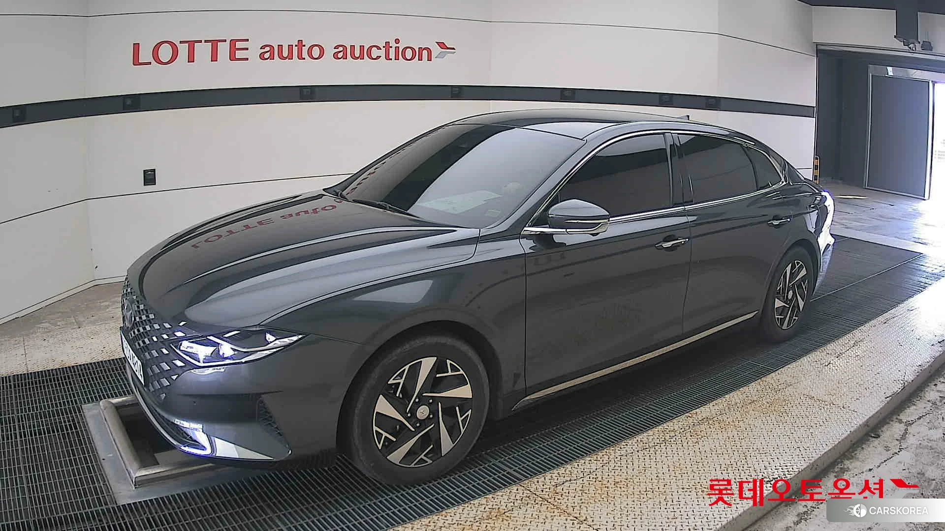 Hyundai Grandeur Hybrid 2022 Nocturne Grey Metallic из Кореи, фото 4