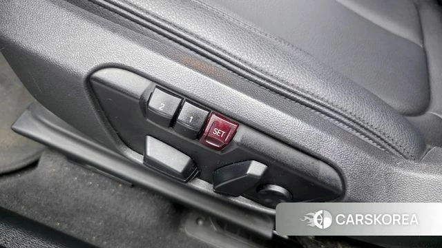 BMW X1 (F48) 2018 Черный из Кореи, фото 4