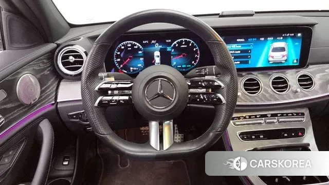 Mercedes-Benz E-Class W213 2022 Белый из Кореи, фото 4
