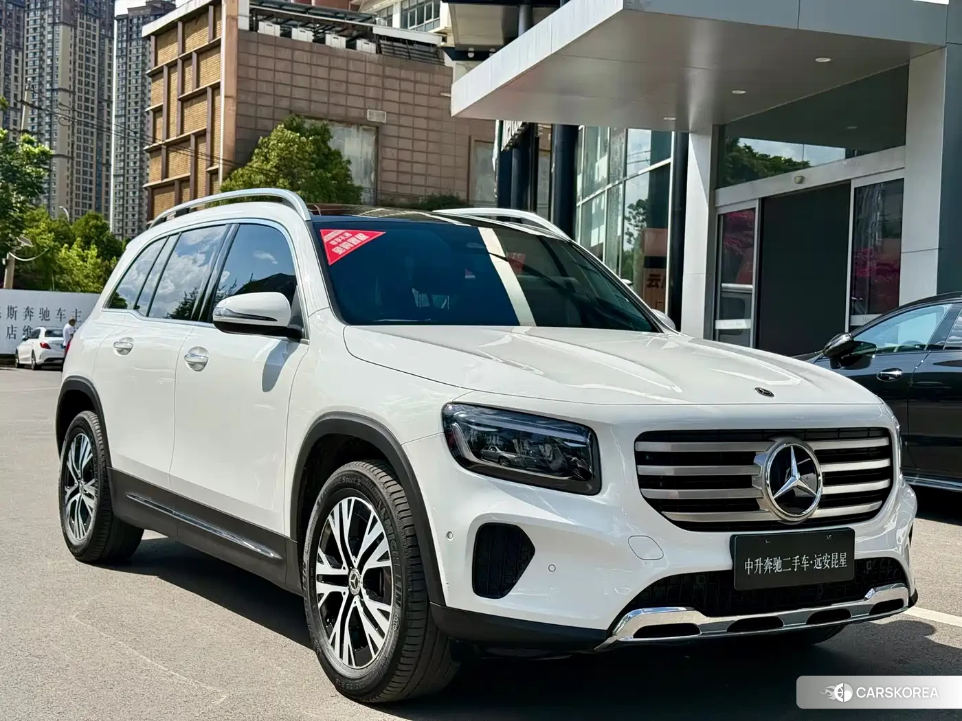 Mercedes-Benz GLB 2024 Белый из Китая, фото 4