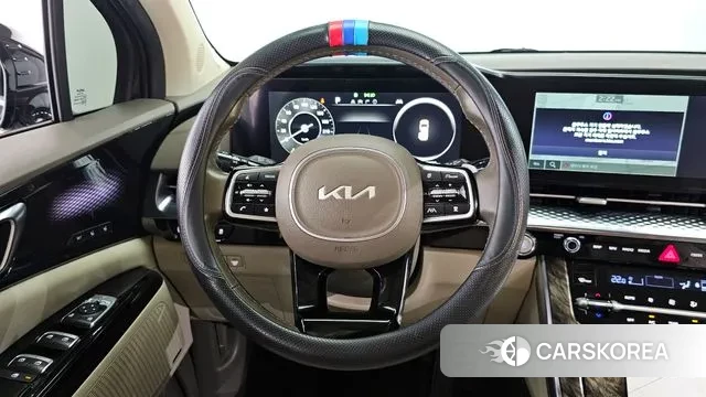 Kia Carnival 4th generation id 3232143 из Кореи 4