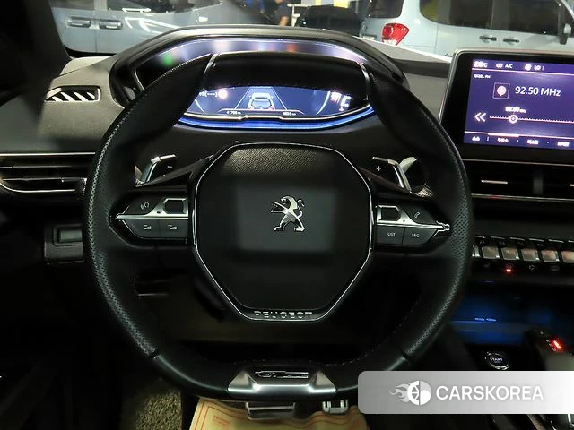Peugeot 5008 second generation 2019 Белый из Кореи, фото 4