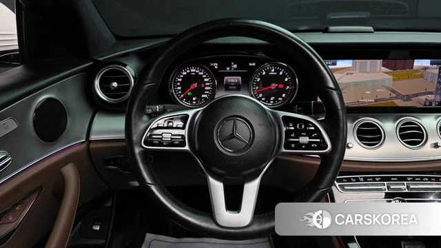 Mercedes-Benz E-Class W213 2018 Белый из Кореи, фото 4