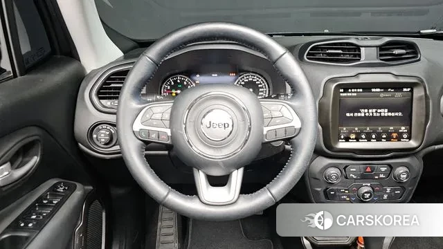 Jeep Renegade 2023 Черный из Кореи, фото 4