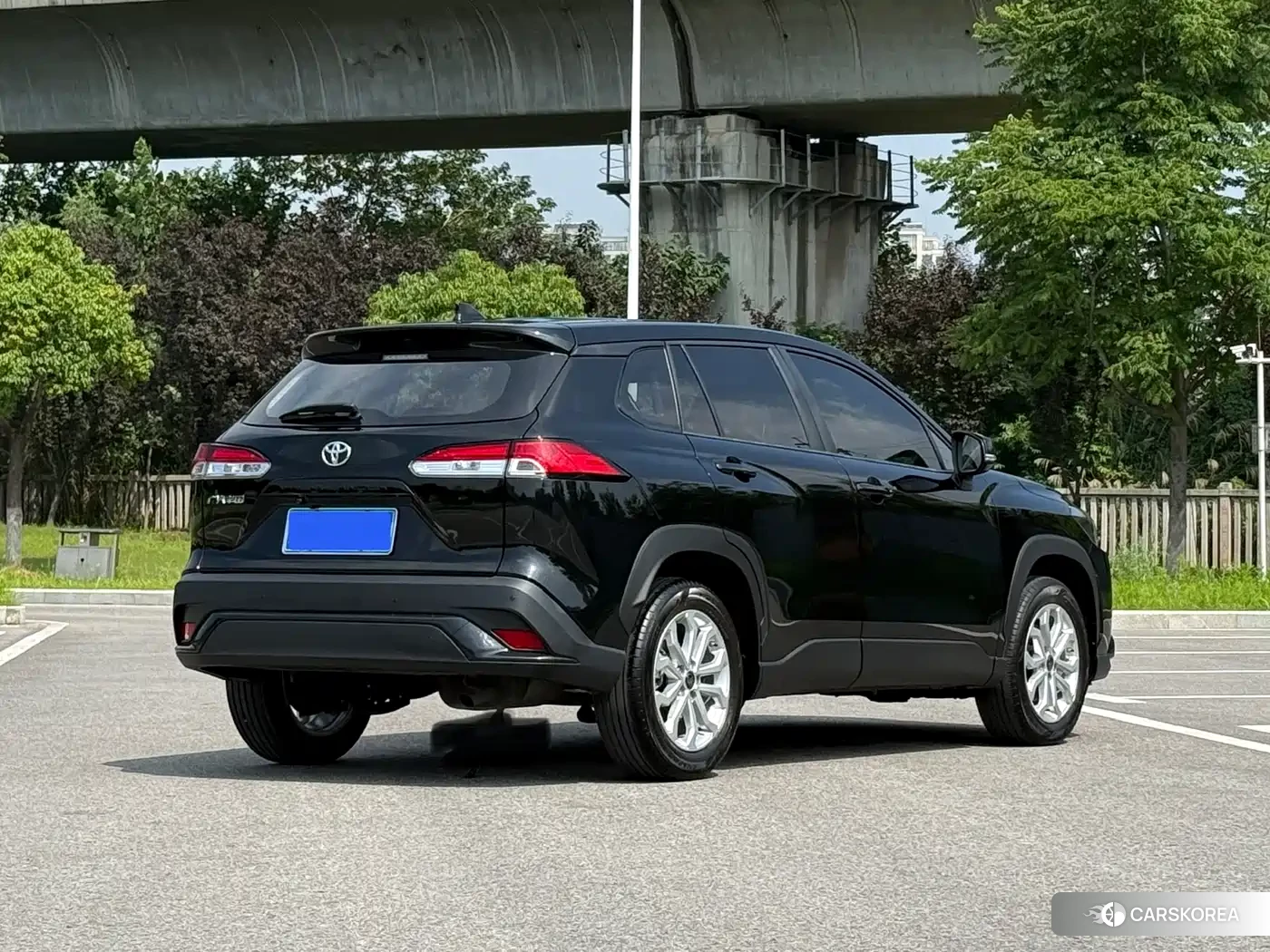 Toyota Frontlander 2023 Черный из Китая, фото 4